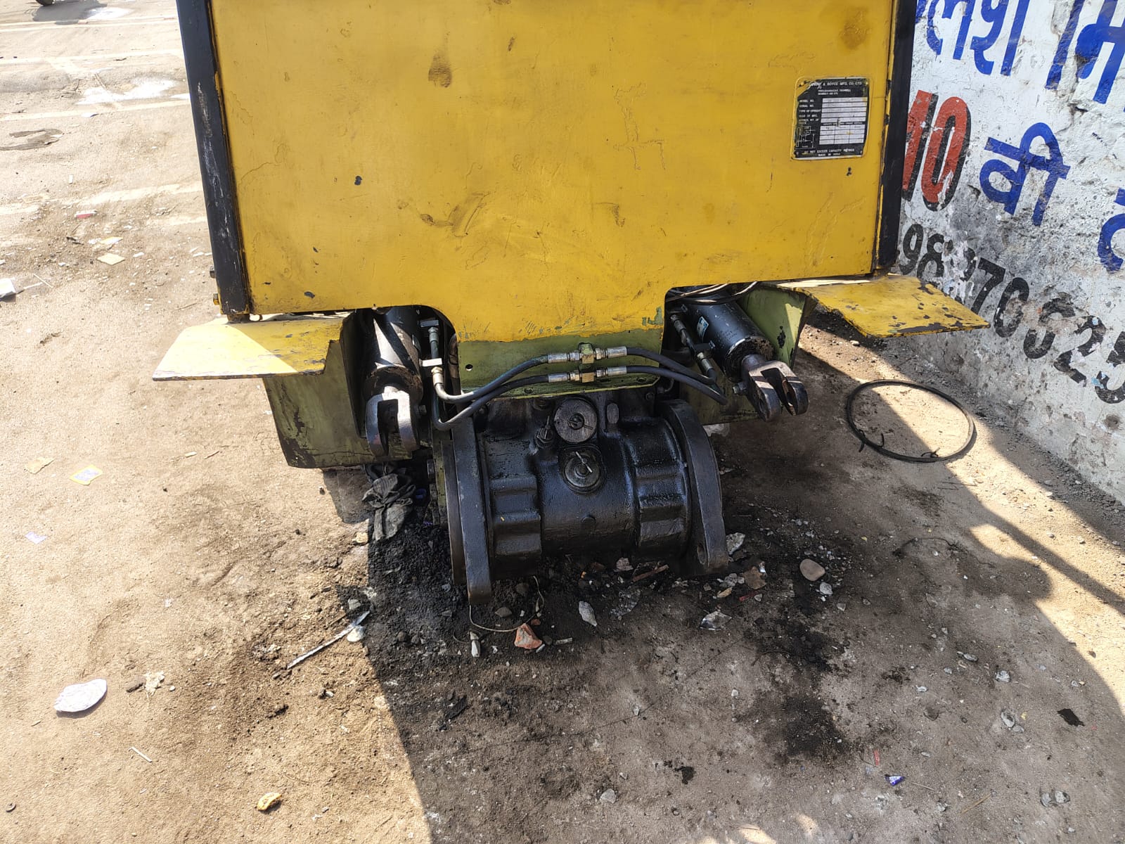 Material handling equipment and spare parts 7